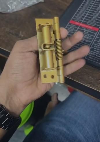 3 in 1 Automatically Door Hinge Lock